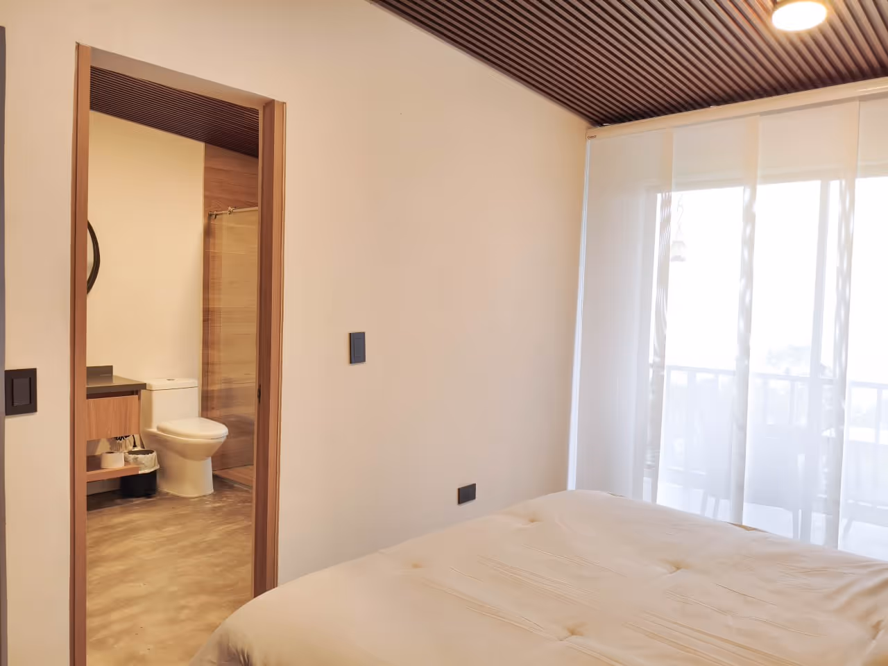 Recámara principal con vistas panorámicas